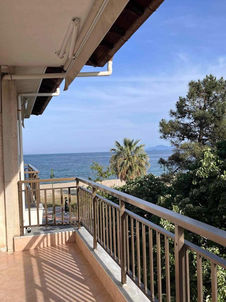 Melachrini Apartments Vrasná Buitenkant foto