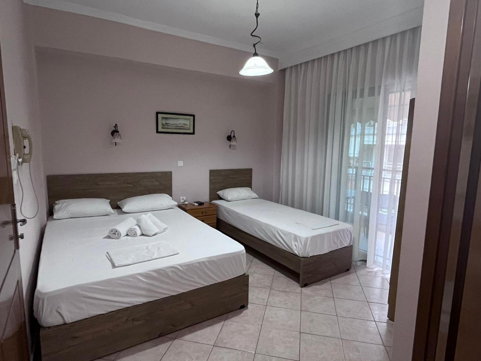 Melachrini Apartments Vrasná Buitenkant foto