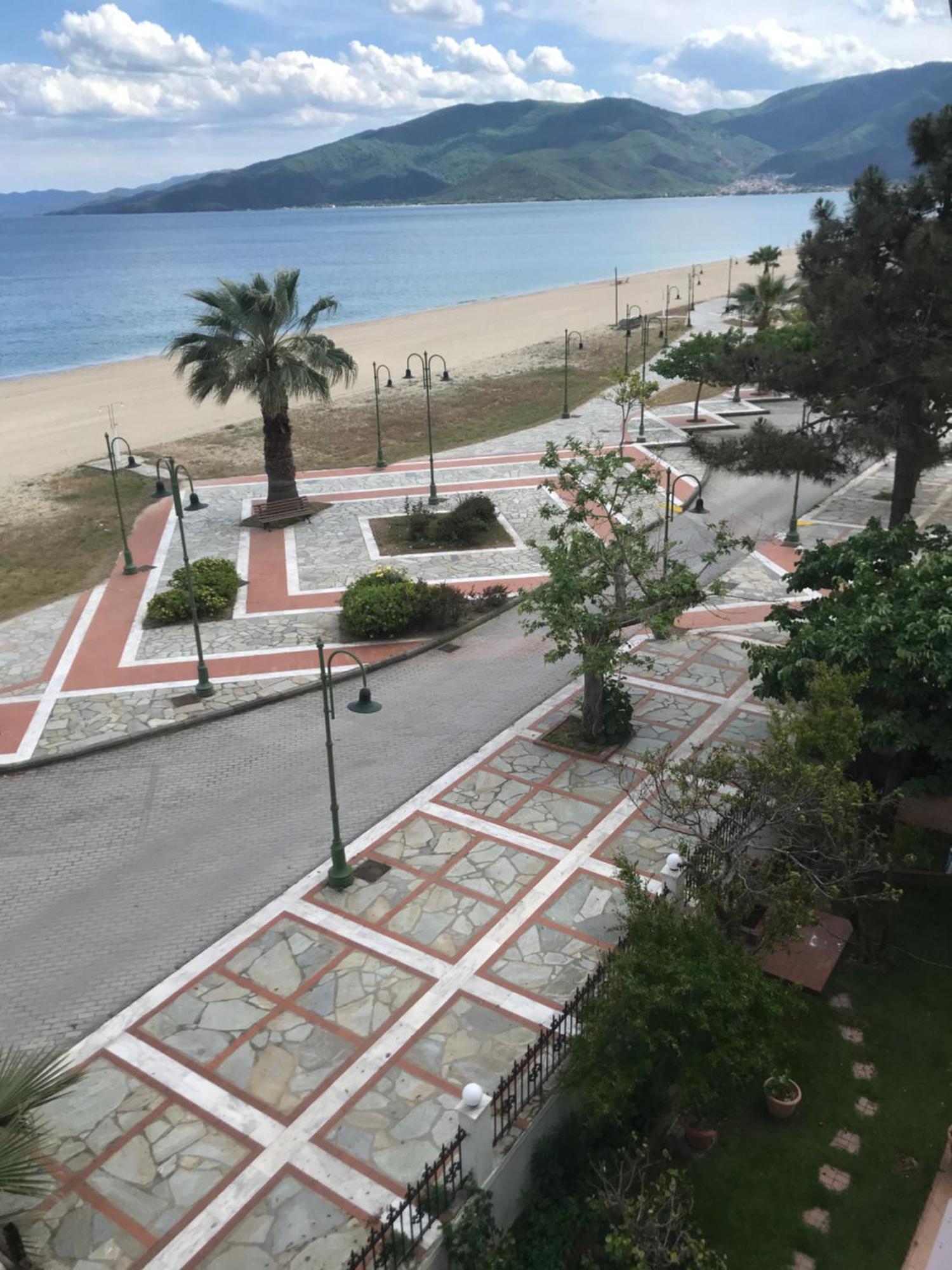 Melachrini Apartments Vrasná Buitenkant foto