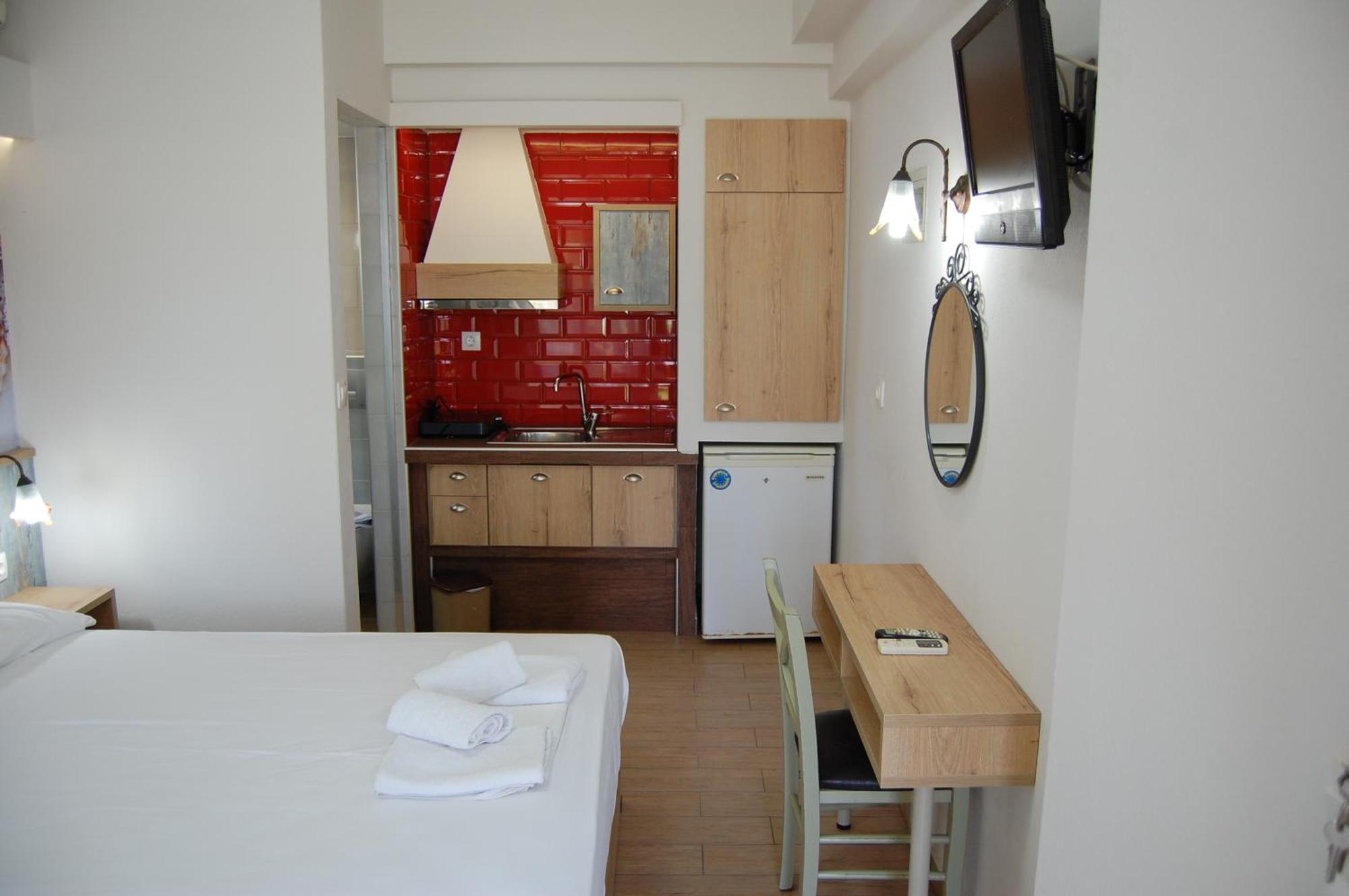 Melachrini Apartments Vrasná Buitenkant foto